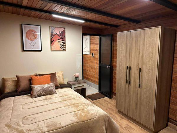 Hotel Jardines Ambato Extérieur photo